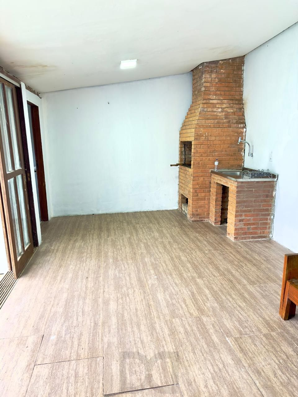 CASA DE DOIS QUARTOS  COM PISCINA NO BAIRRO PONTA GROSSA — foto 4