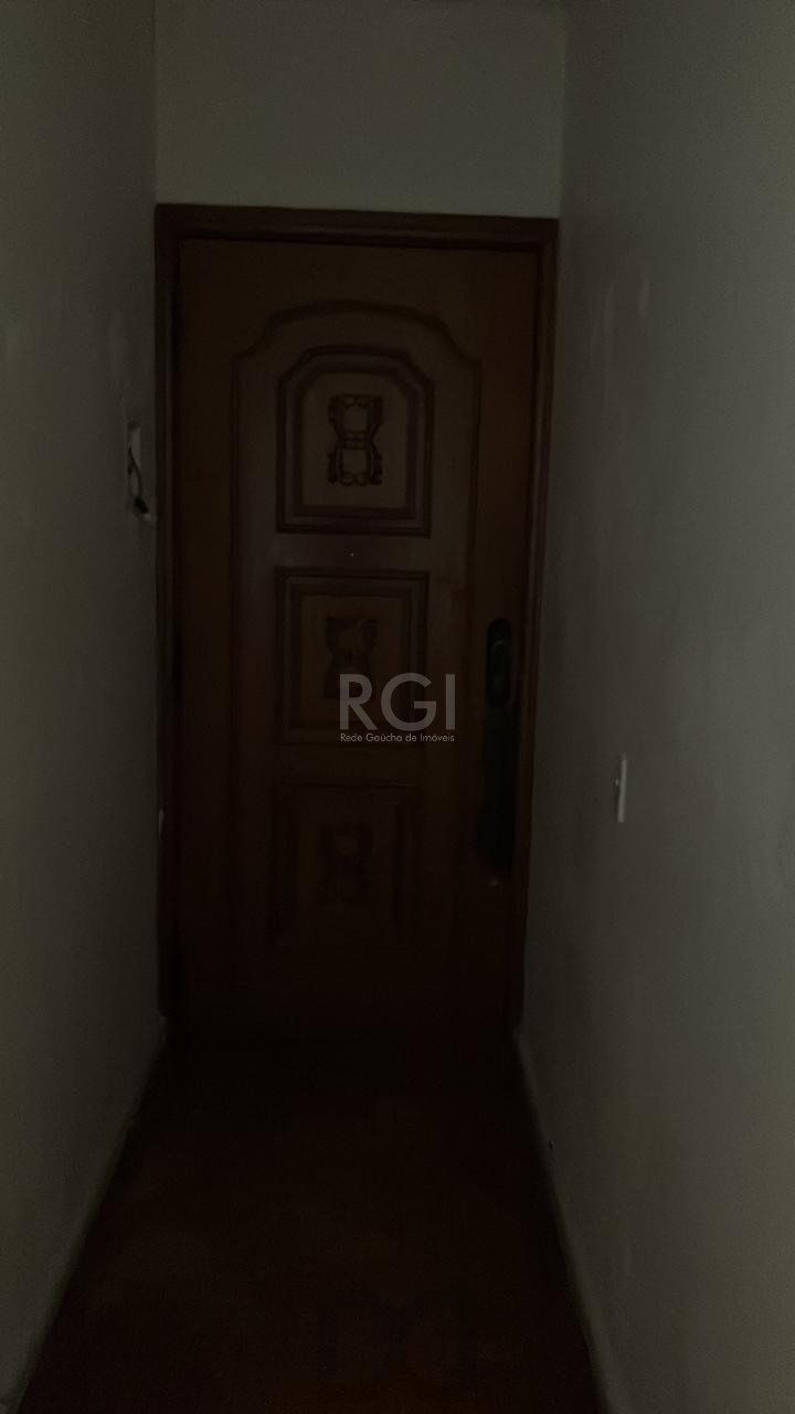 Apartamento de 2 dormitórios no bairro Passo d´Areia — foto 29