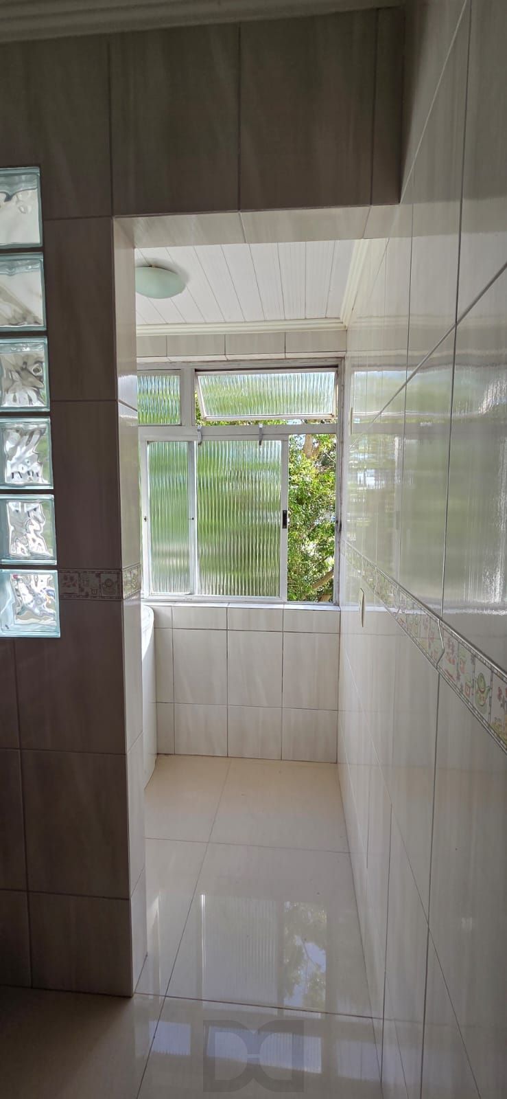 Apartamento com 02 quarto e 01 vaga no Bairro Praia de Belas em Porto Alegre — foto 8