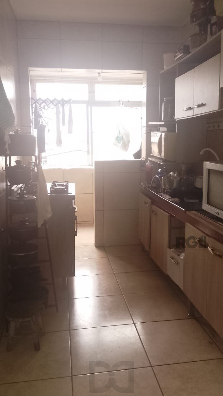Apartamento com 2 quartos, vaga - 60,21m² no bairro Rubem Berta, Poa/RS — foto 3