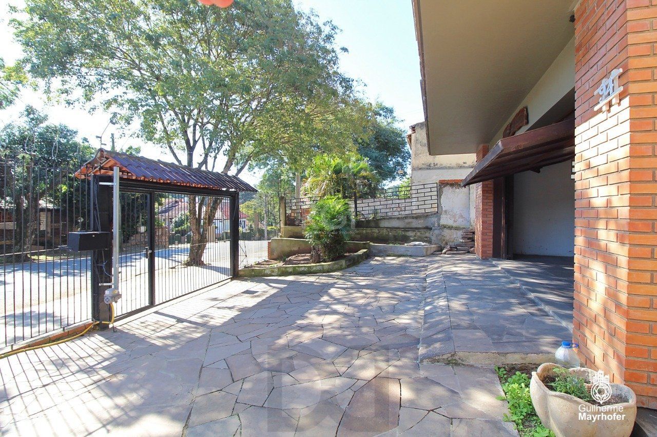 Casa para Venda - 526.64m², 4 dormitórios, sendo 2 suites, 4 vagas - Teresópolis — foto 39