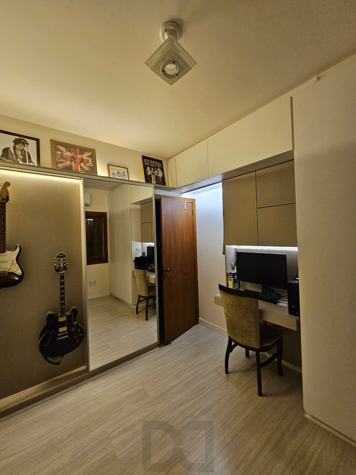 Apartamento com 02 quartos e 01 vaga no Centro Histórico de Porto Alegre — foto 17