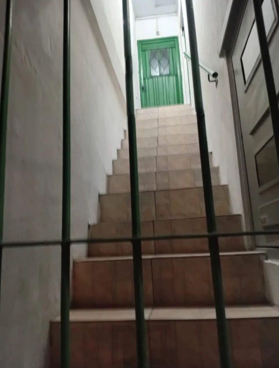 Prédio comercial/residencial com 3 dormitórios, garagem coberta no bairro Hípica — foto 14
