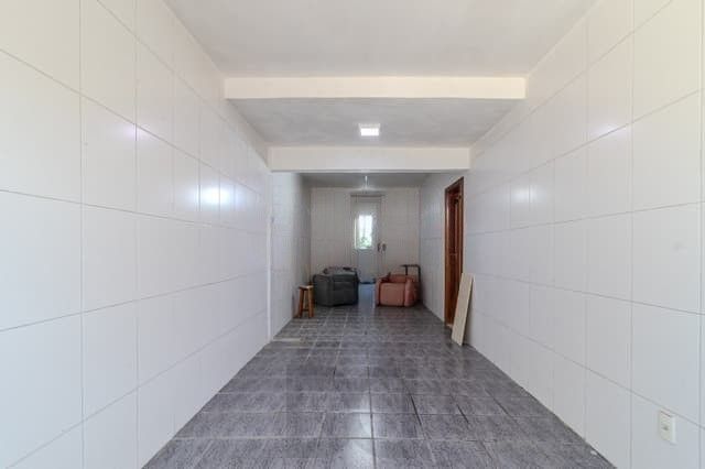 Casa com 04 quartos no Bairro : Partenon em Porto Alegre/RS — foto 20