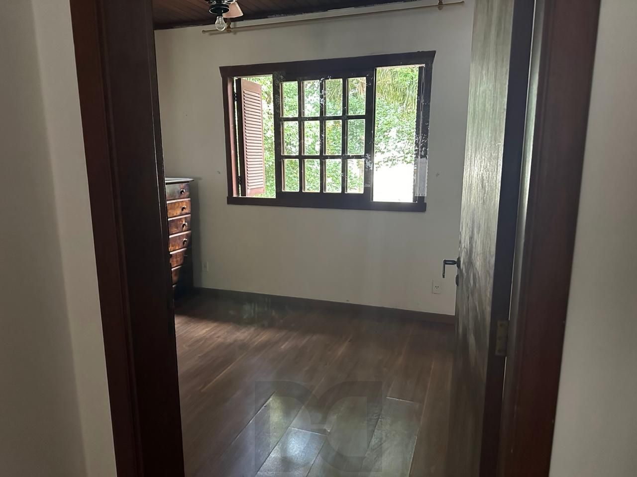 Casa com 03 quartos e 02 vagas de garagem — foto 24