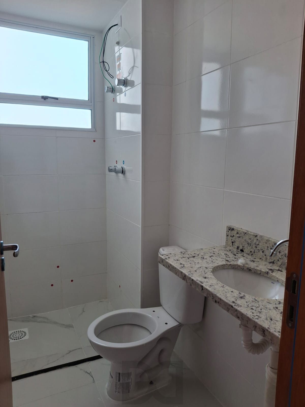 Apartamento de 2 dormitórios com suíte e 1 vaga escriturada ! — foto 33