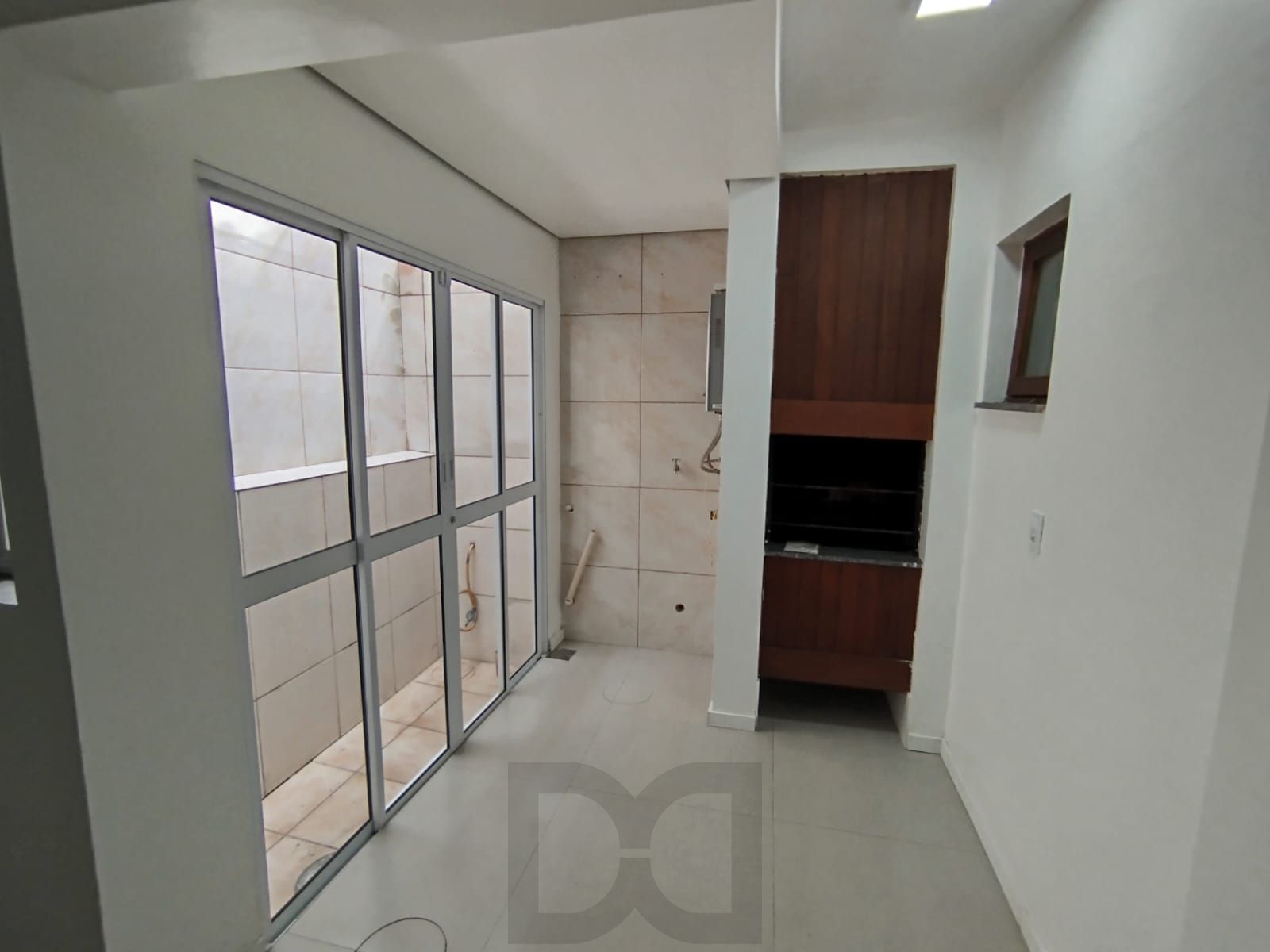 Casa com 03 quartos e 01 vaga no Bairro Cristal — foto 24