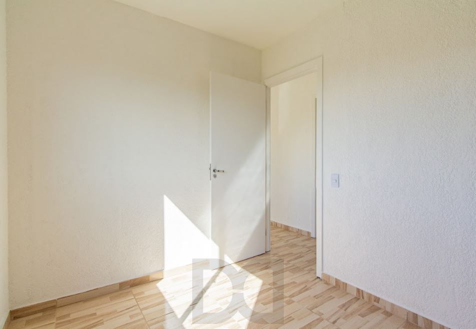 Apartamento de 2 Quartos e 01 vaga fixa no Bairro Jardim Leopoldina em Porto Alegre — foto 17