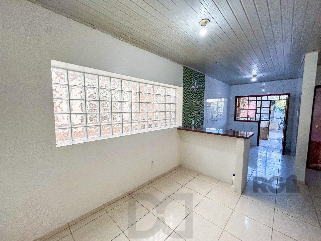 Casa 03 quartos, peças amplas, 03 dormitórios, salão de festas -3 vagas - Cavalhada — foto 9