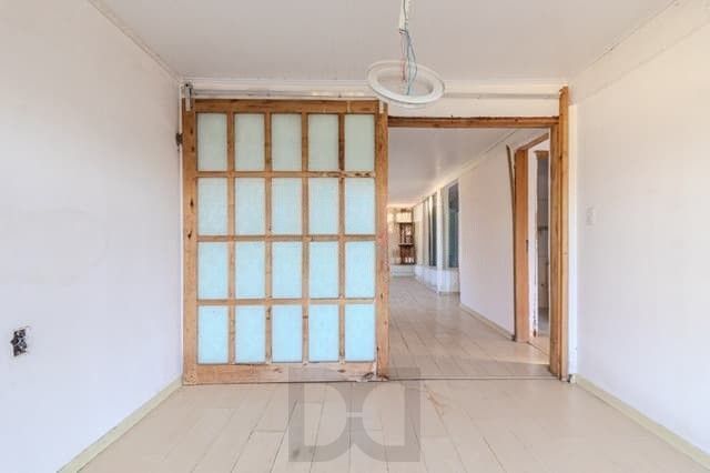 Casa com 04 quartos no Bairro : Partenon em Porto Alegre/RS — foto 11