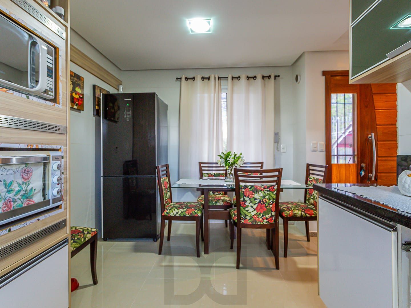 Casa 3 dormitórios com duas suítes bairro Jardim Floresta - Lindoia — foto 21