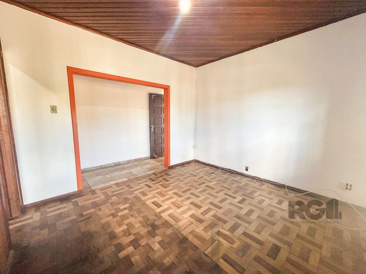 Casa 03 quartos, peças amplas, 03 dormitórios, salão de festas -3 vagas - Cavalhada — foto 26