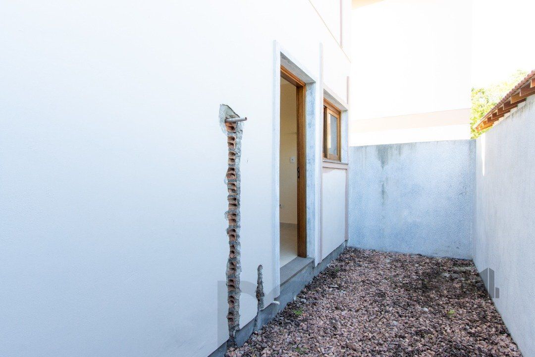 LINDA CASA EM CONDOMÍNIO JUNTO À NATUREZA — foto 11