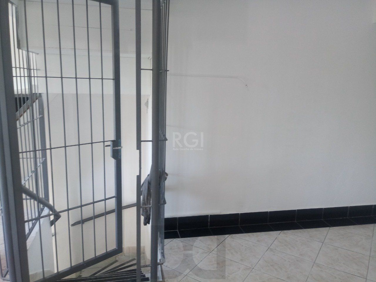 Loja para Venda - 39m², 0 dormitórios, Jardim São Pedro, Porto Alegre — foto 5