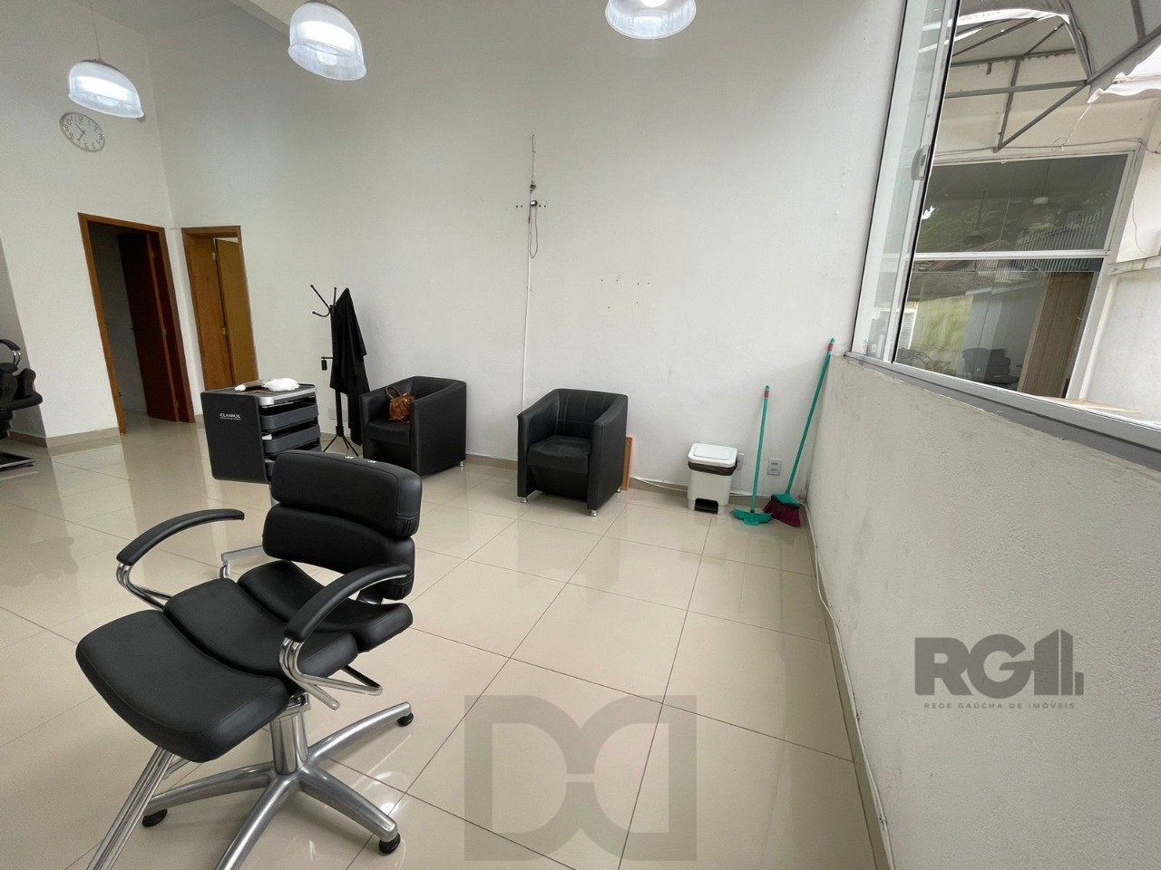 Prédio comercial 225m², com 5 lojas individuais, pé direito alto Vila Conceição. — foto 6