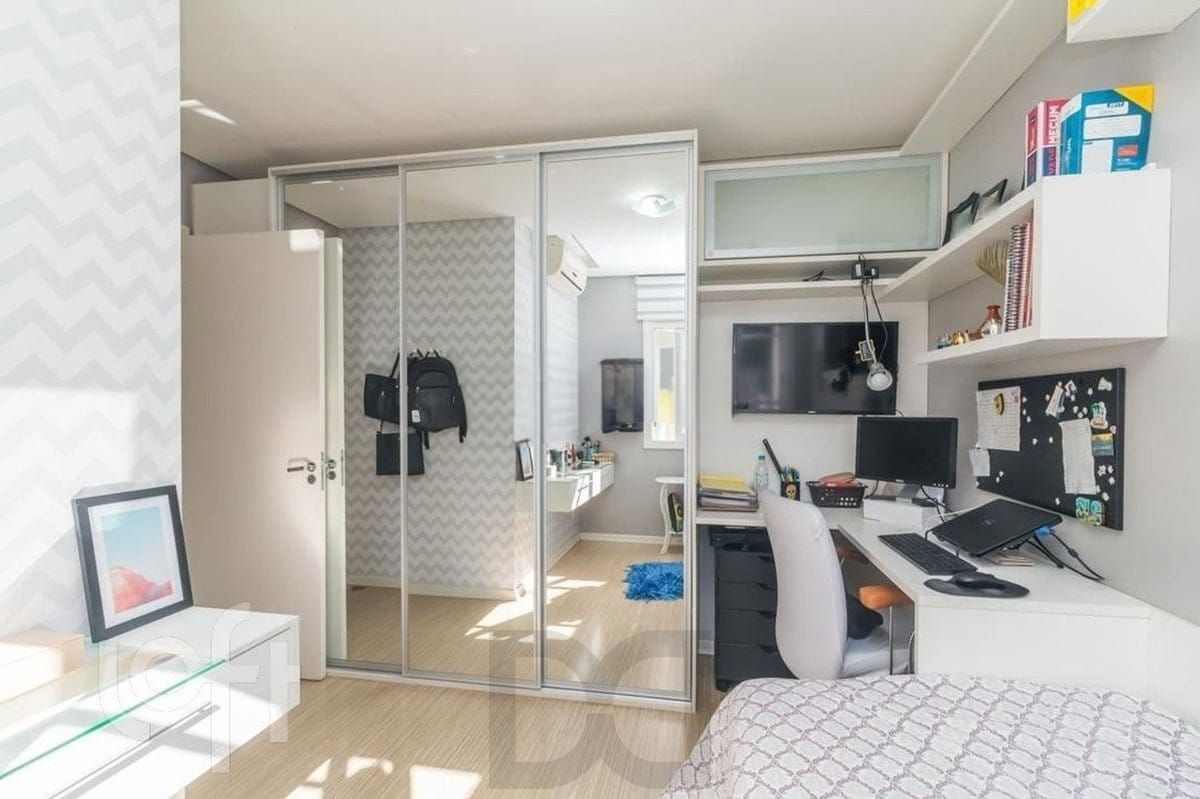 Casa com 03 quartos no Bairro de Ipanema em Porto Alegre/RS — foto 19