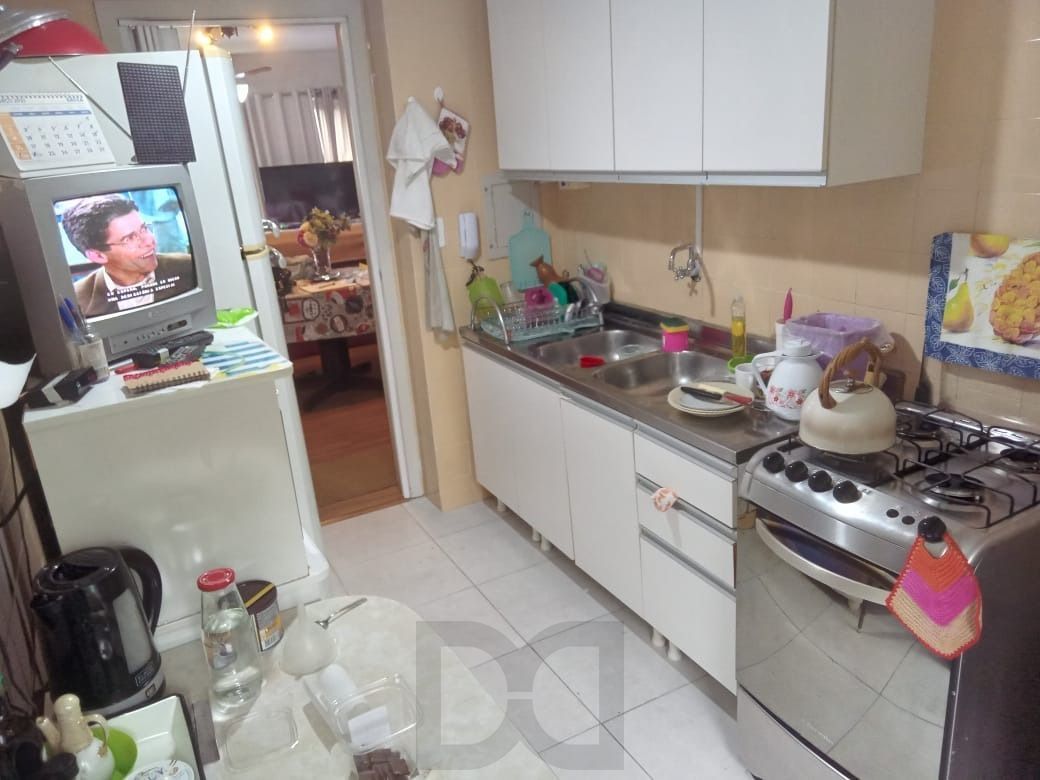 Apartamento de 3 dormitórios Bairro Teresópolis Porto Alegre RS ! — foto 3