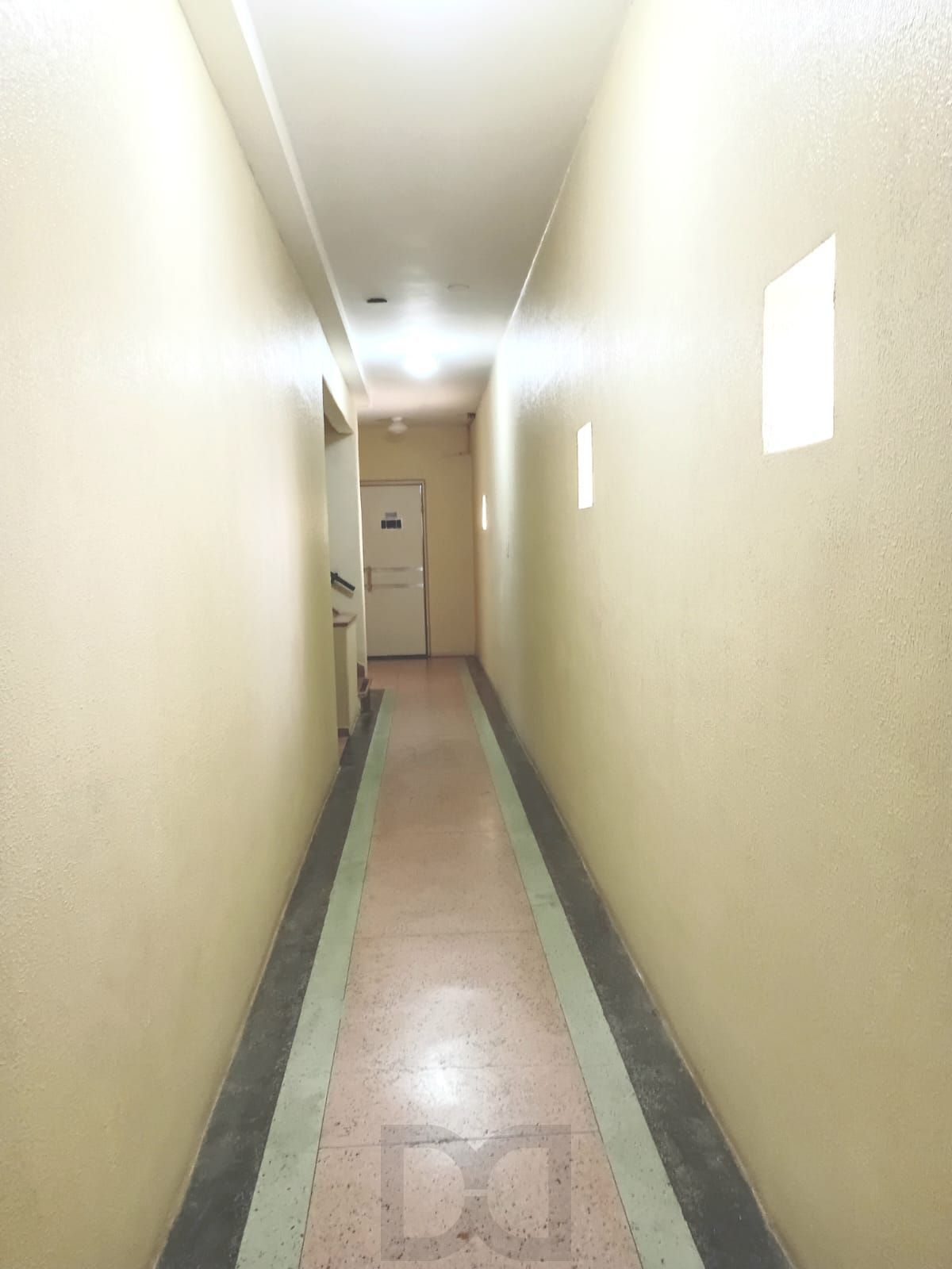 Apartamento 3 dormitórios, frente, sacada no bairro Santana - Porto Alegre - RS — foto 27