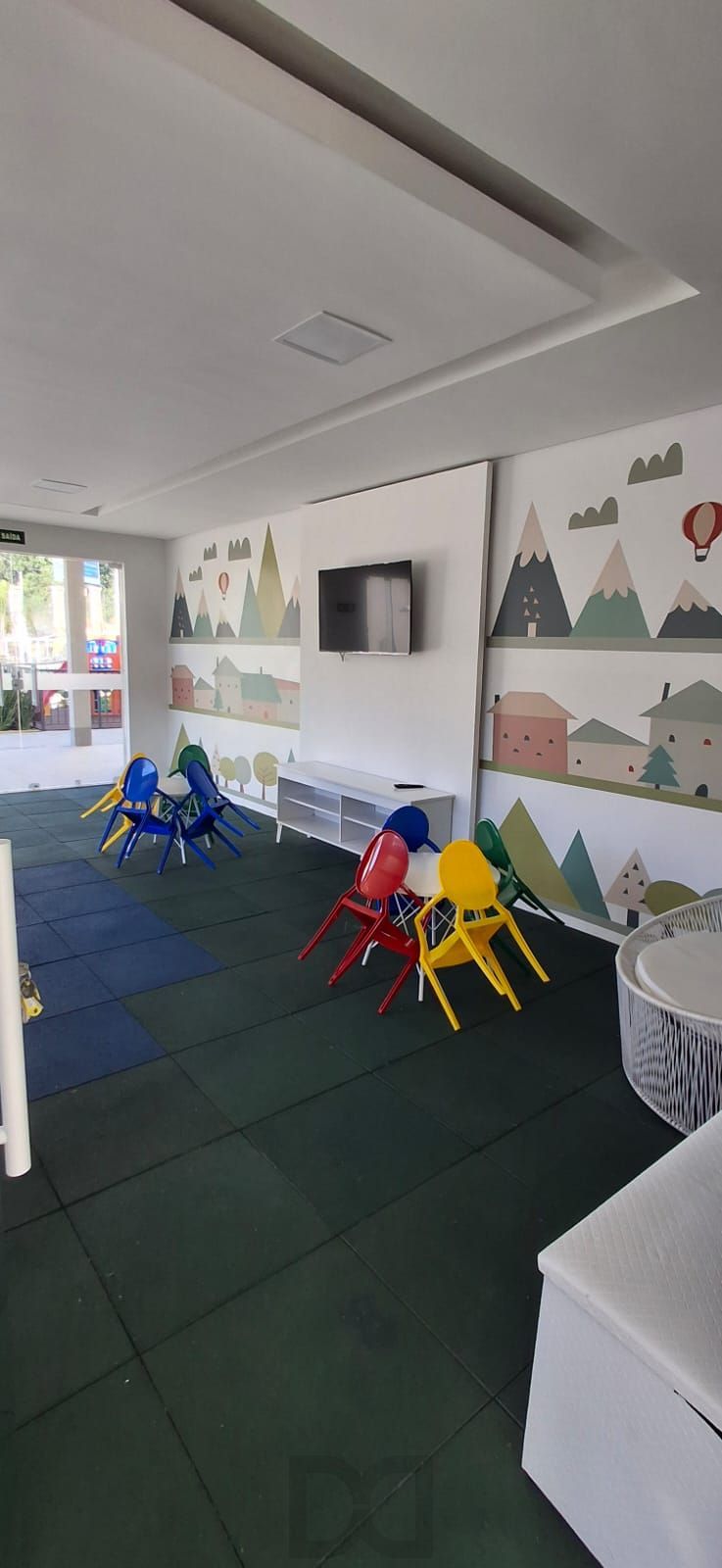 Apartamento 2 dormitórios, suíte, sacada com churrasqueira, 1 vaga, Jardim Itu, Porto Alegre — foto 22