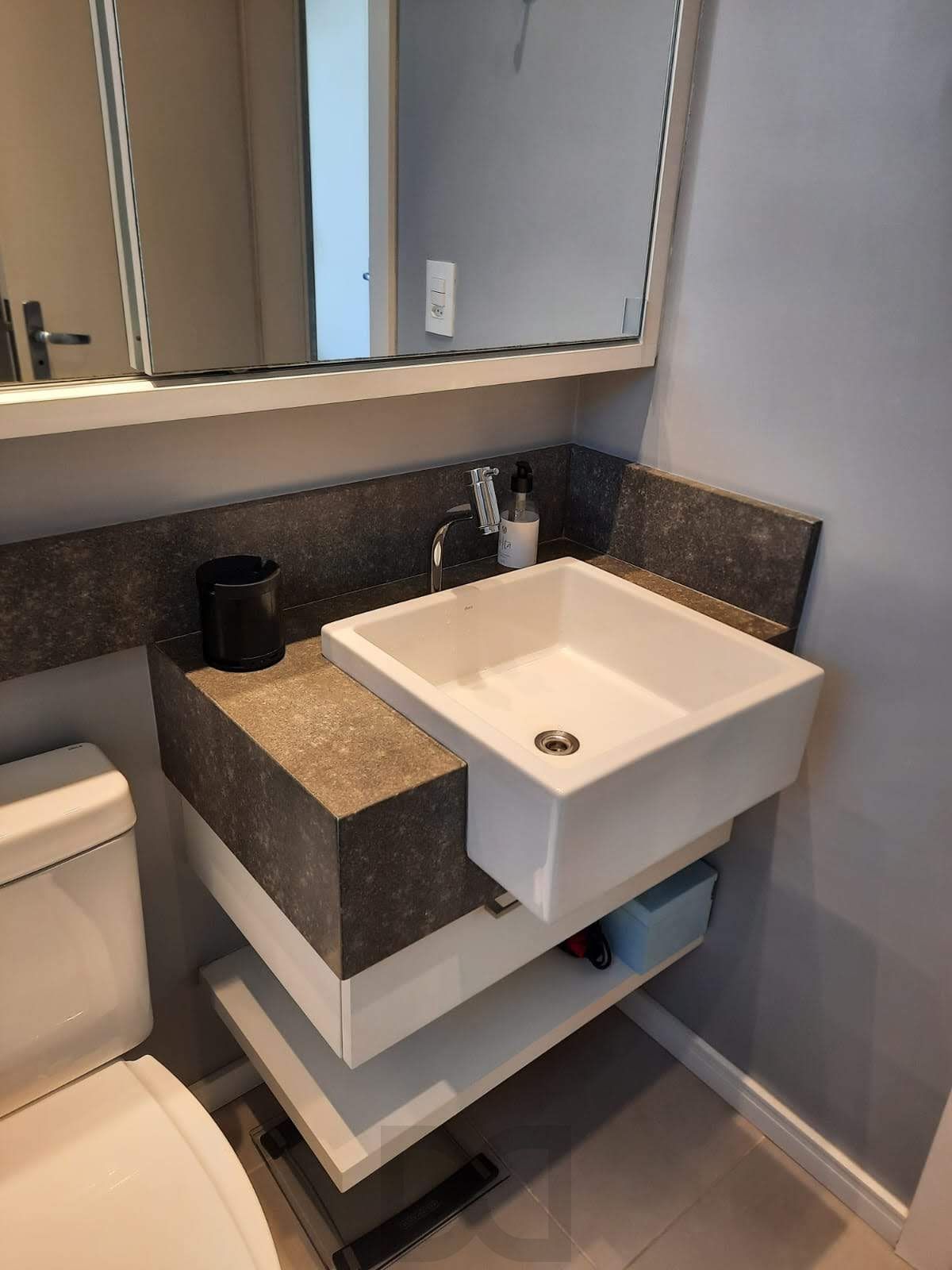 Apartamento de 1 dormitório e 1 vaga de garagem sem elevador ! — foto 25