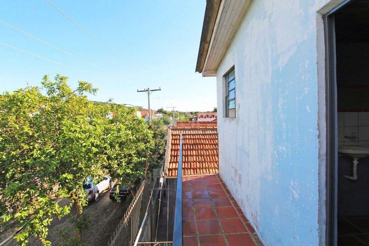 Casa 5 dormitórios, 1 suíte, 2 vagas de garagem, no bairro Camaquã, Poa/RS. — foto 7
