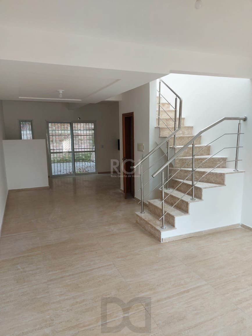 Casa para Venda - 107.34m², 2 dormitórios, sendo 1 suites, 1 vaga - Aberta dos Morros, Porto Alegre — foto 2