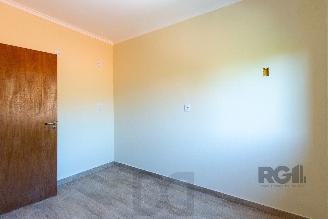 LINDA CASA EM CONDOMÍNIO JUNTO À NATUREZA — foto 29