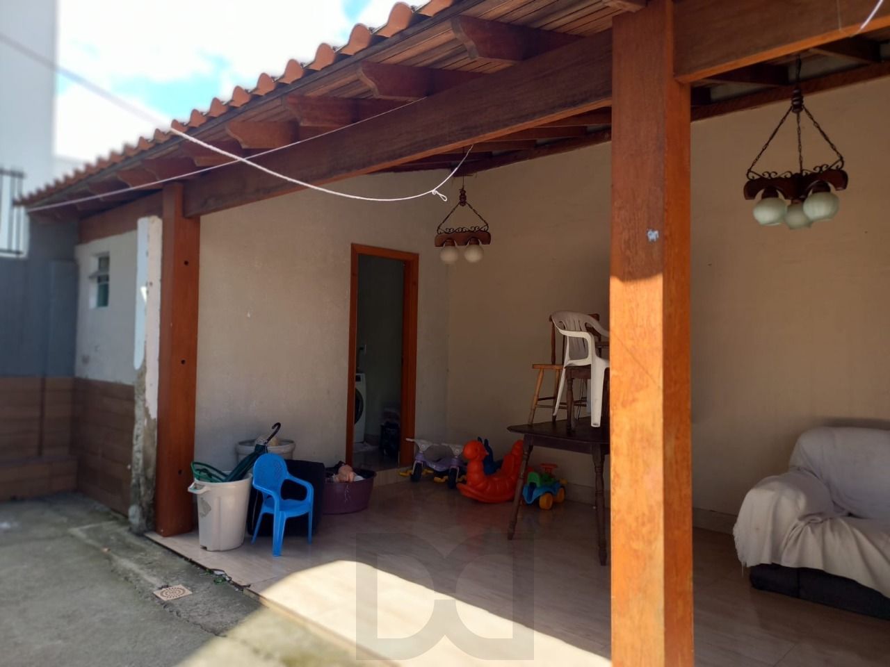 Duas casas no terreno com 2 vagas de garagem — foto 11