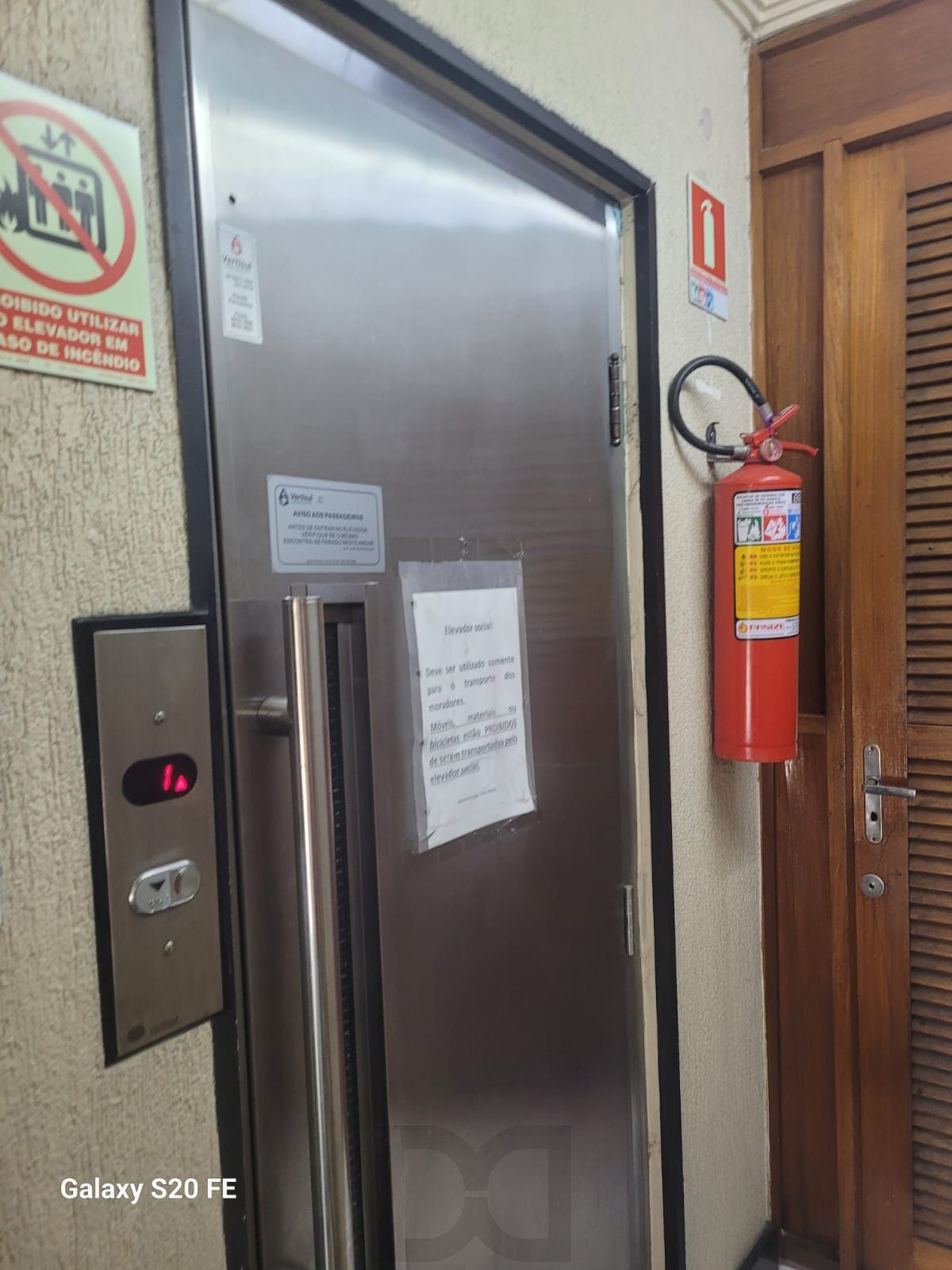 Apartamento JK no Bairro Farroupilha em Porto Alegre — foto 29