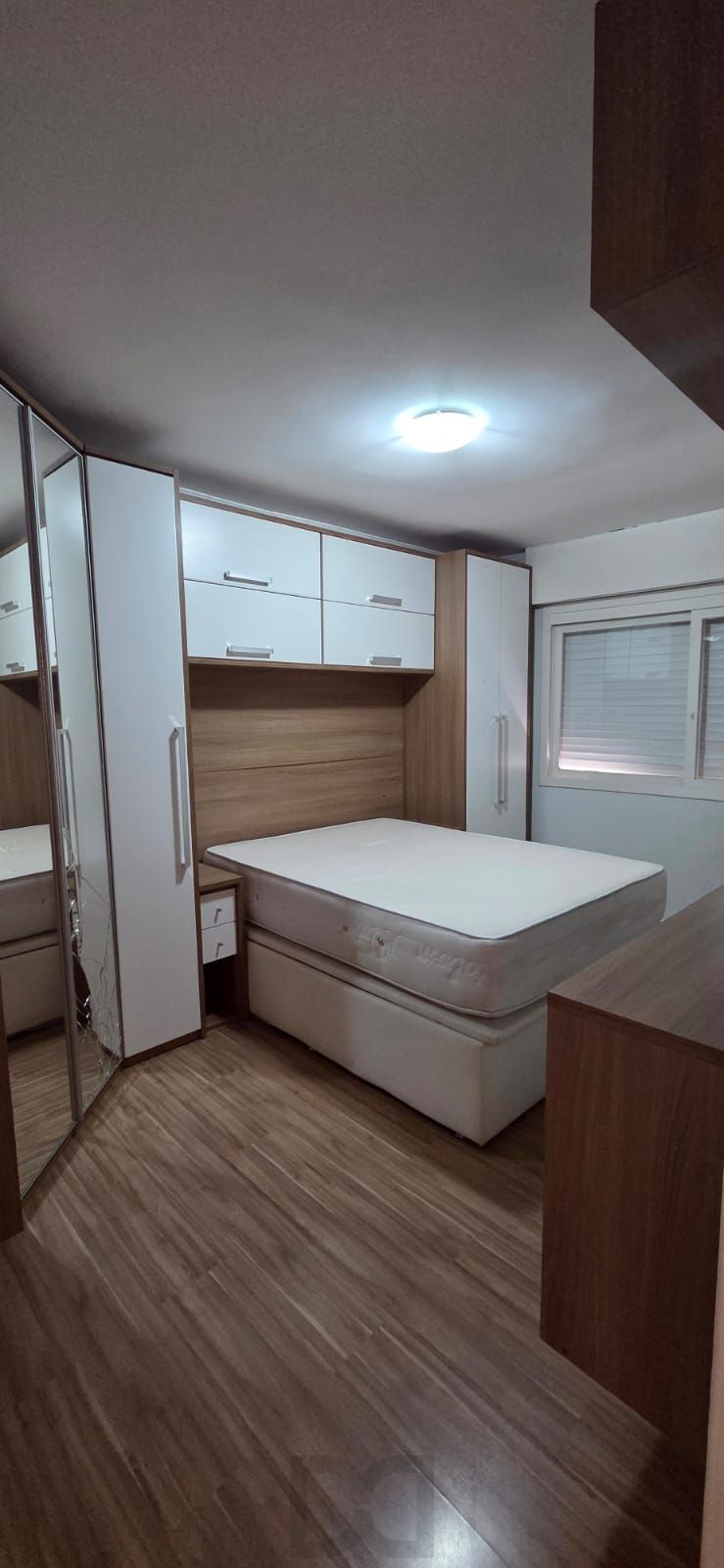 Apartamento com 02 quarto e 01 vaga no Bairro Praia de Belas em Porto Alegre — foto 10