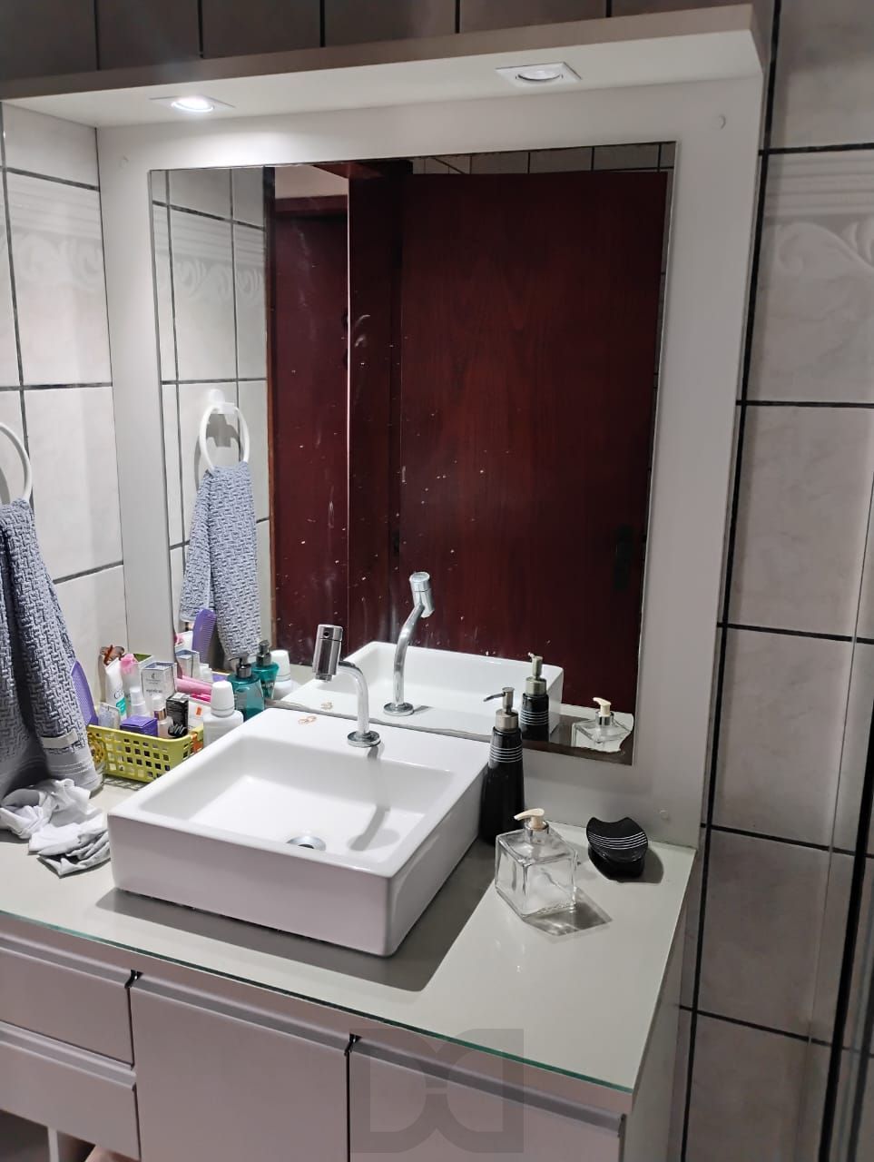 Casa térrea 3 dormitórios, 2 vagas cobertas as demais descobertas bairro cristal — foto 21
