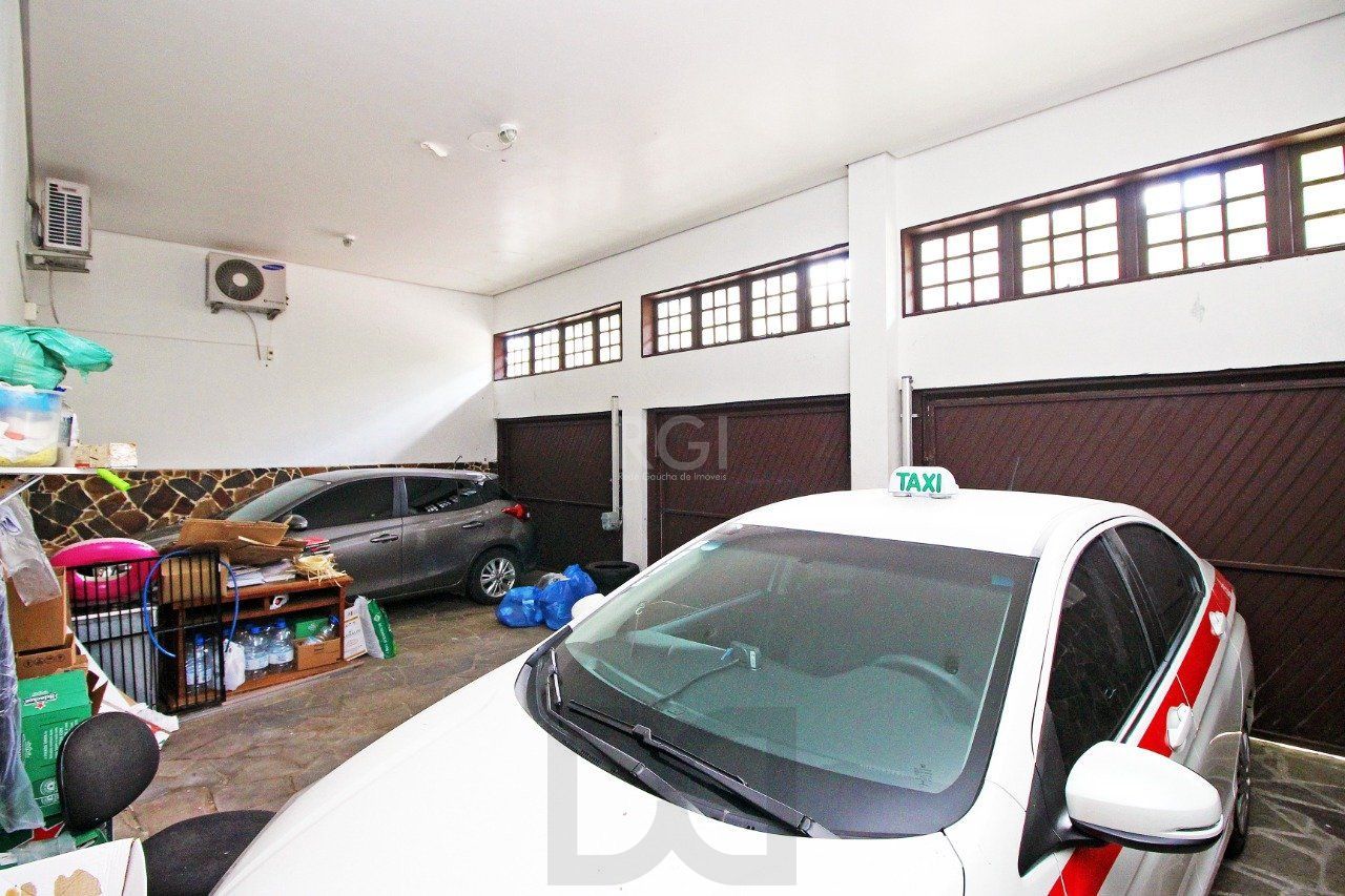 Casa 4 Suítes e 6 vagas de garagem no bairro Jardim Itu — foto 4