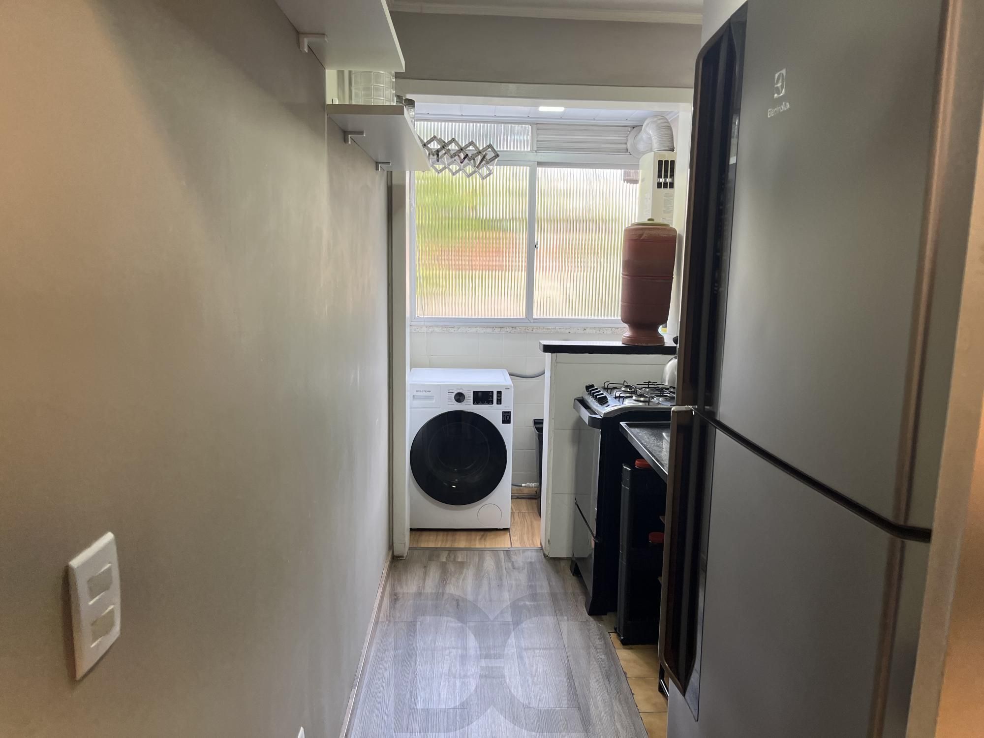 Apartamento com 02 quartos no Bairro Passo da Areia, Porto Alegre — foto 12