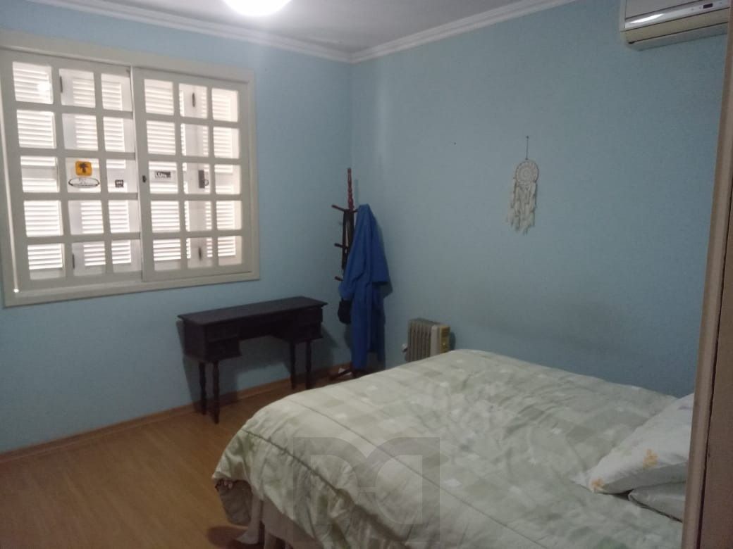 Casa sobrado Comercial e Residencial de 4 dormitórios e 6 banheiros e 5 vagas de garagem — foto 15