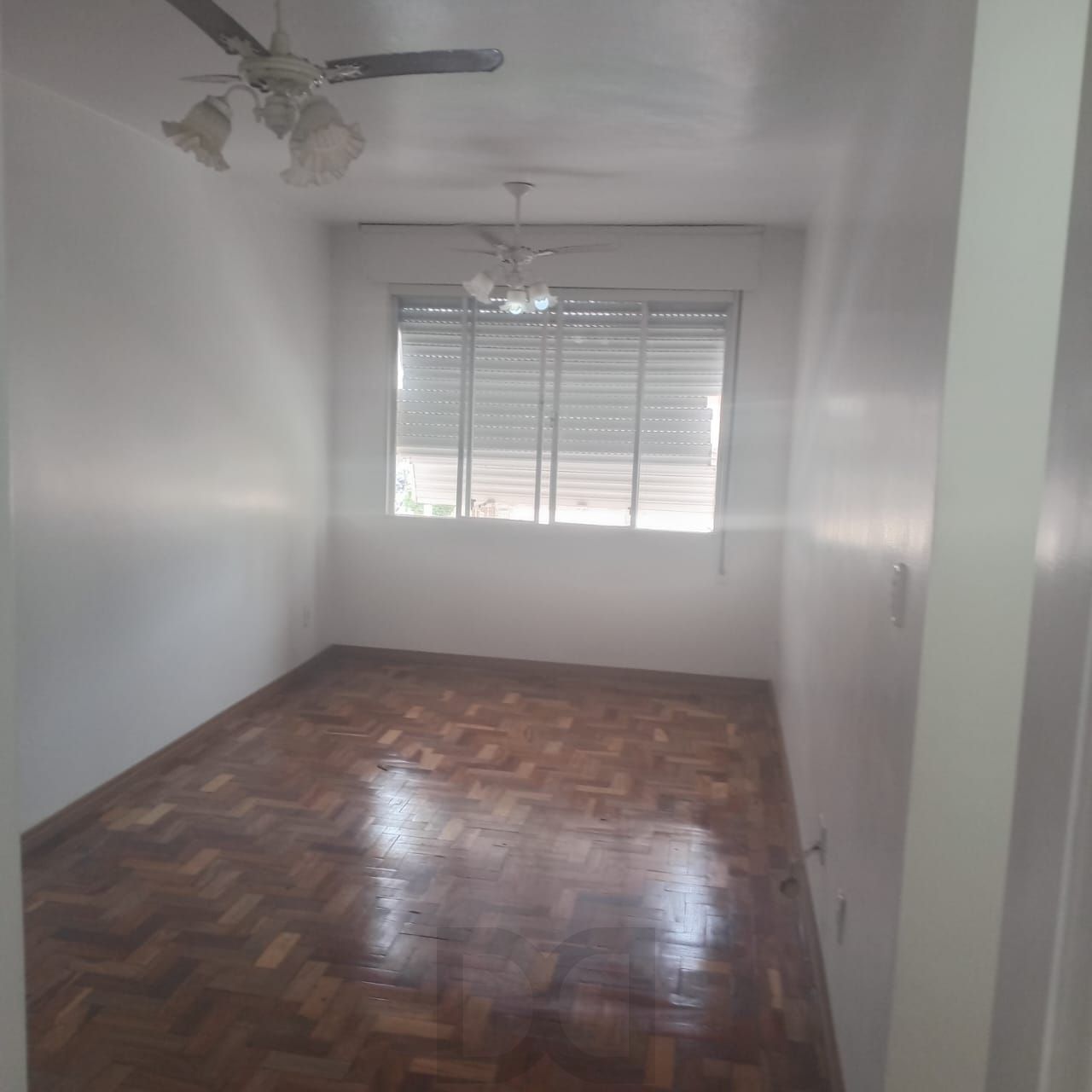Apartamento com 02 Quartos e 02 Banheiros no Bairro Partenon em Porto Alegre — foto 2