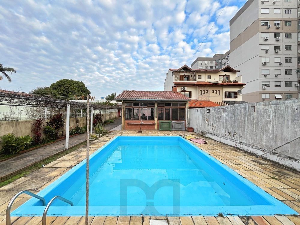 Casa semimobiliada com 5 dormitórios, piscina e 3 vagas no Camaquã Porto Alegre — foto 33