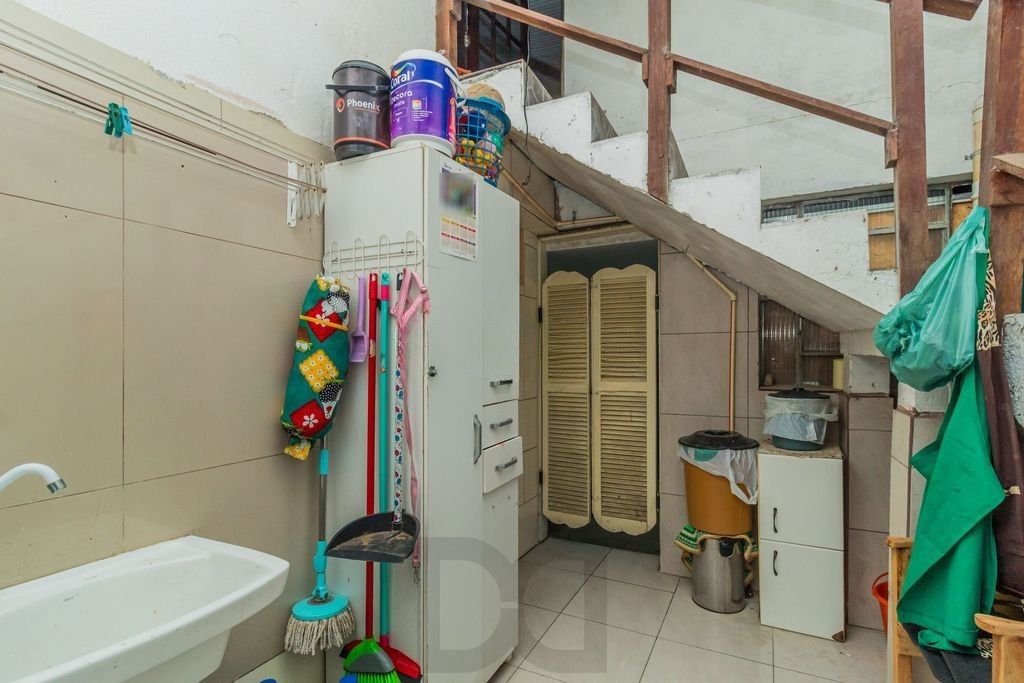 CASA 03 dormitórios, 2 suítes, 216m² privativos com piscina no BAIRRO MEDIANEIRA — foto 17