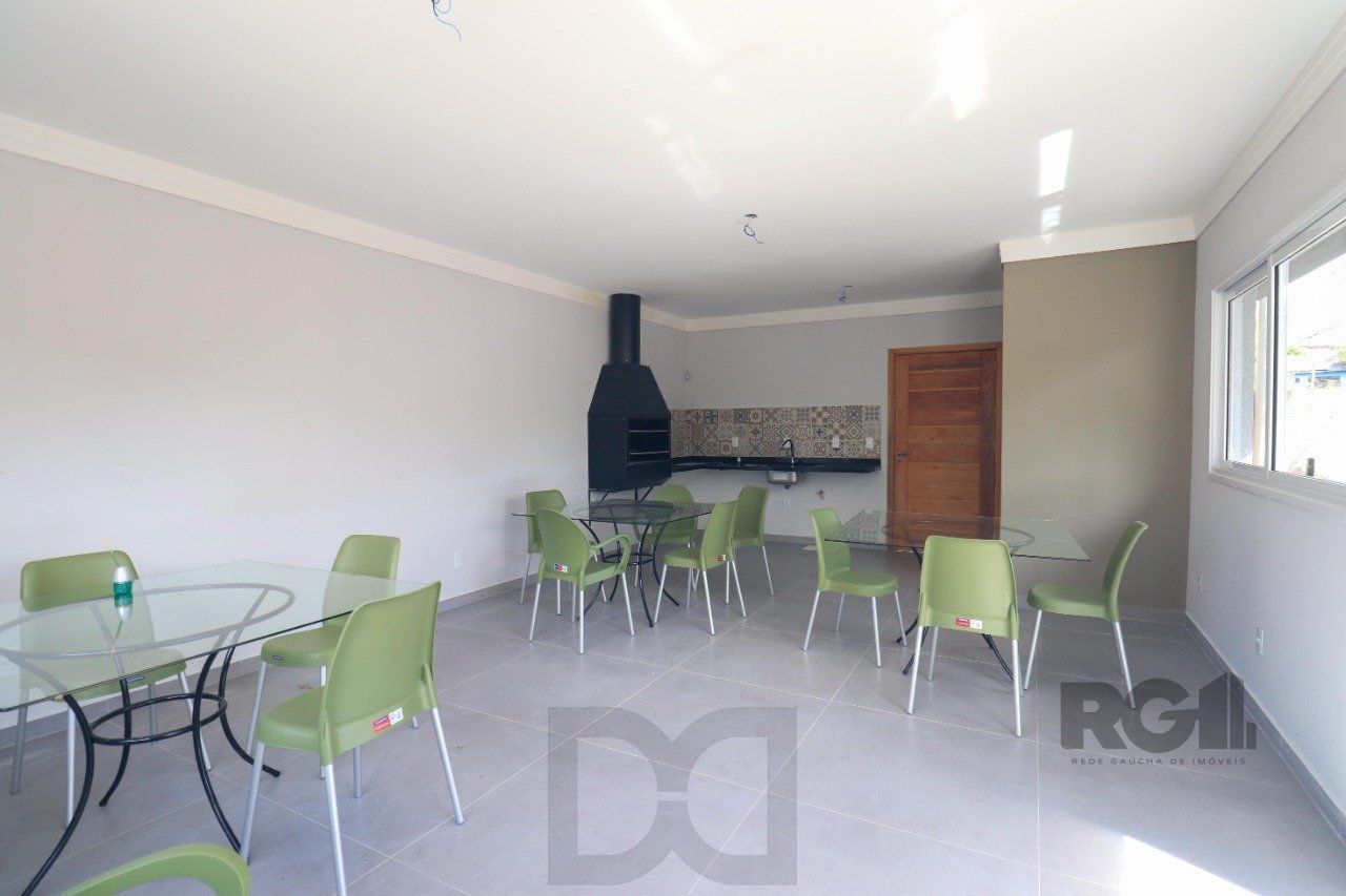CASA ESTILO SOBRADO COM 2 QUARTOS E PÁTIO, À VENDA NO BAIRRO VILA NOVA, EM PORTO ALEGRE/RS — foto 35
