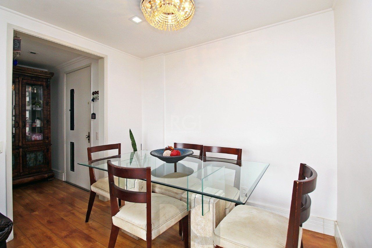 Apartamento 2 dormitórios, no bairro Floresta, Porto Alegre/RS — foto 5