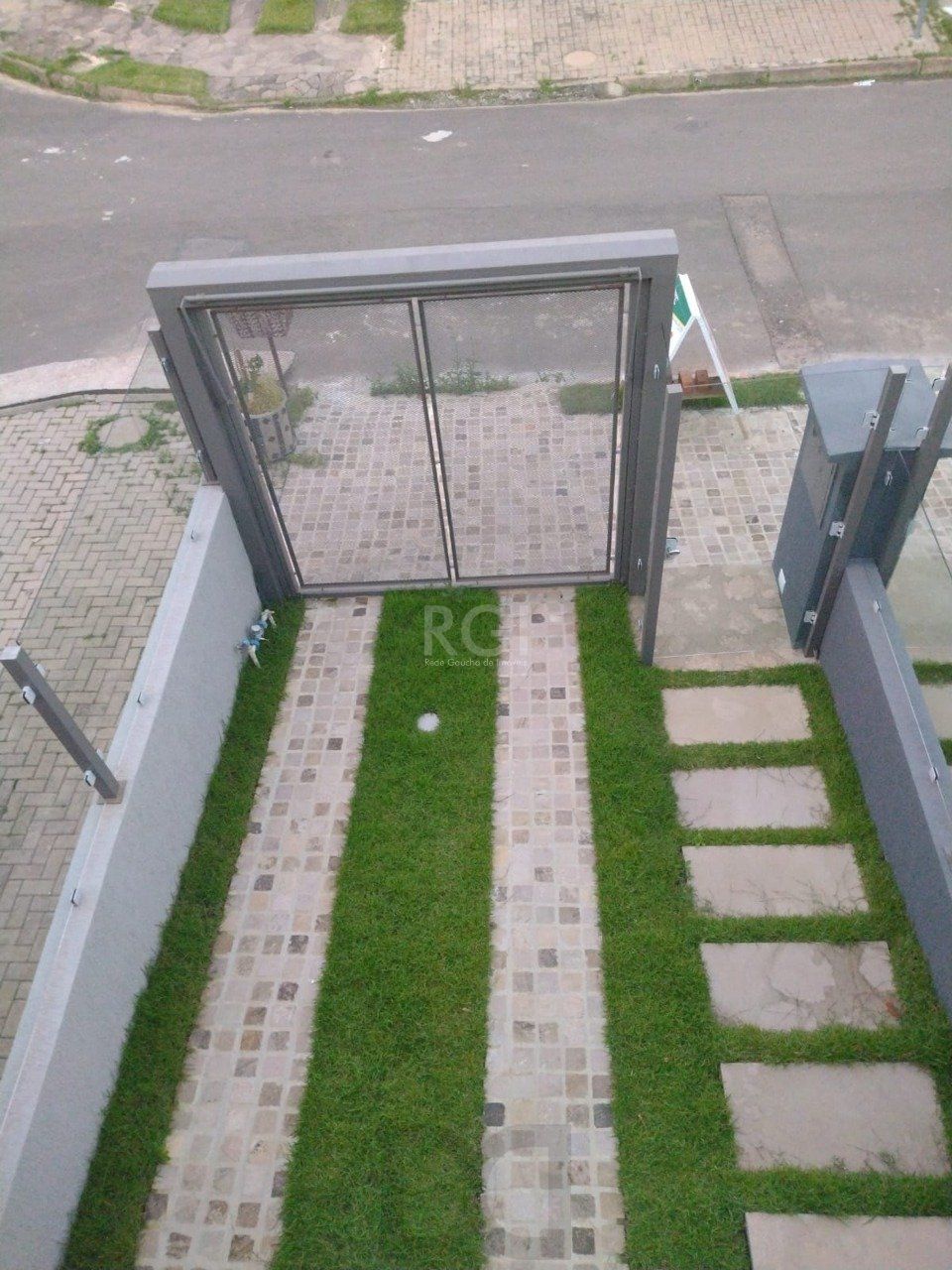 Casa para Venda - 122.96m², 3 dormitórios, sendo 1 suites, 2 vagas - Guarujá — foto 5