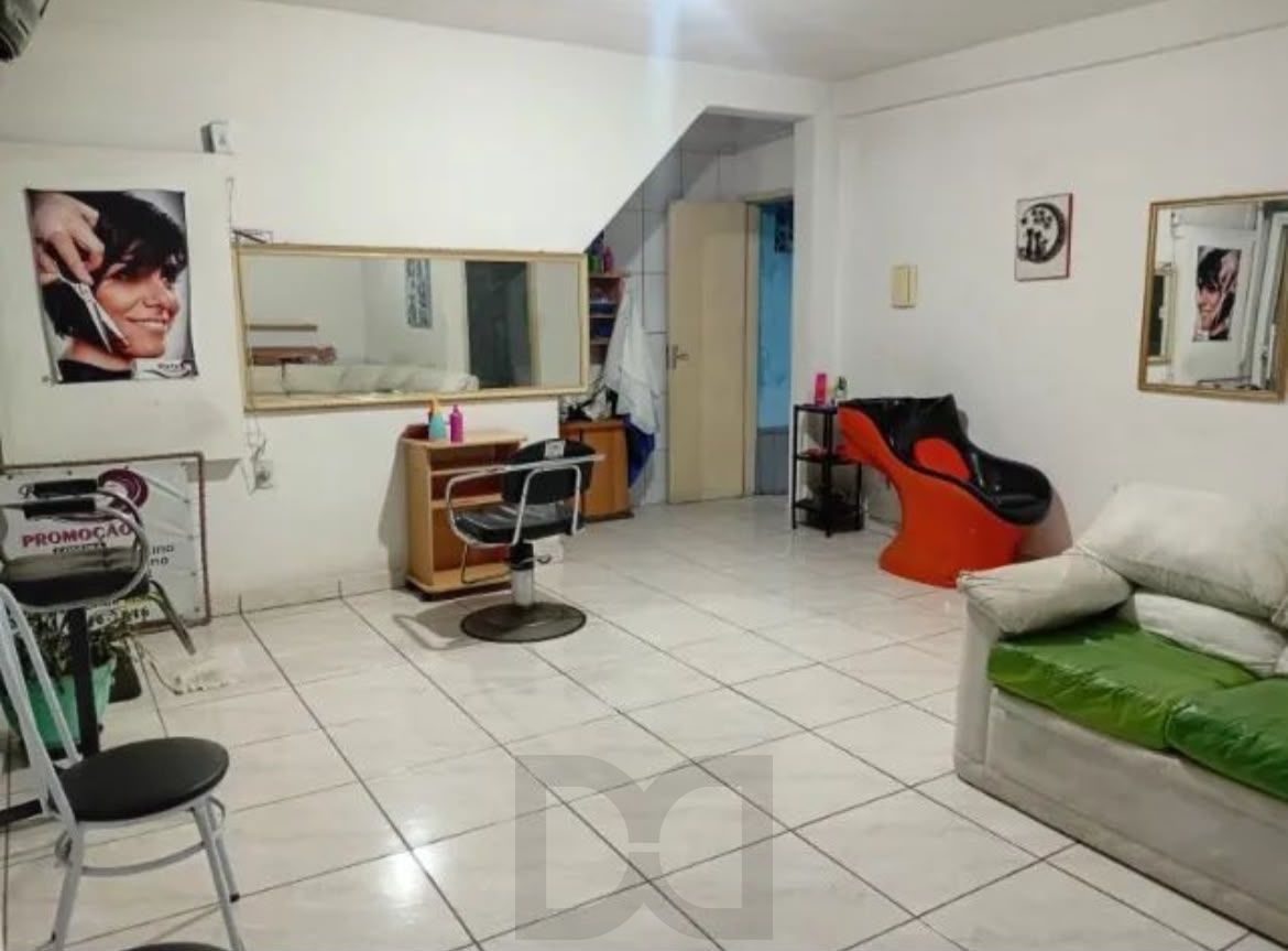 Prédio comercial/residencial com 3 dormitórios, garagem coberta no bairro Hípica — foto 7