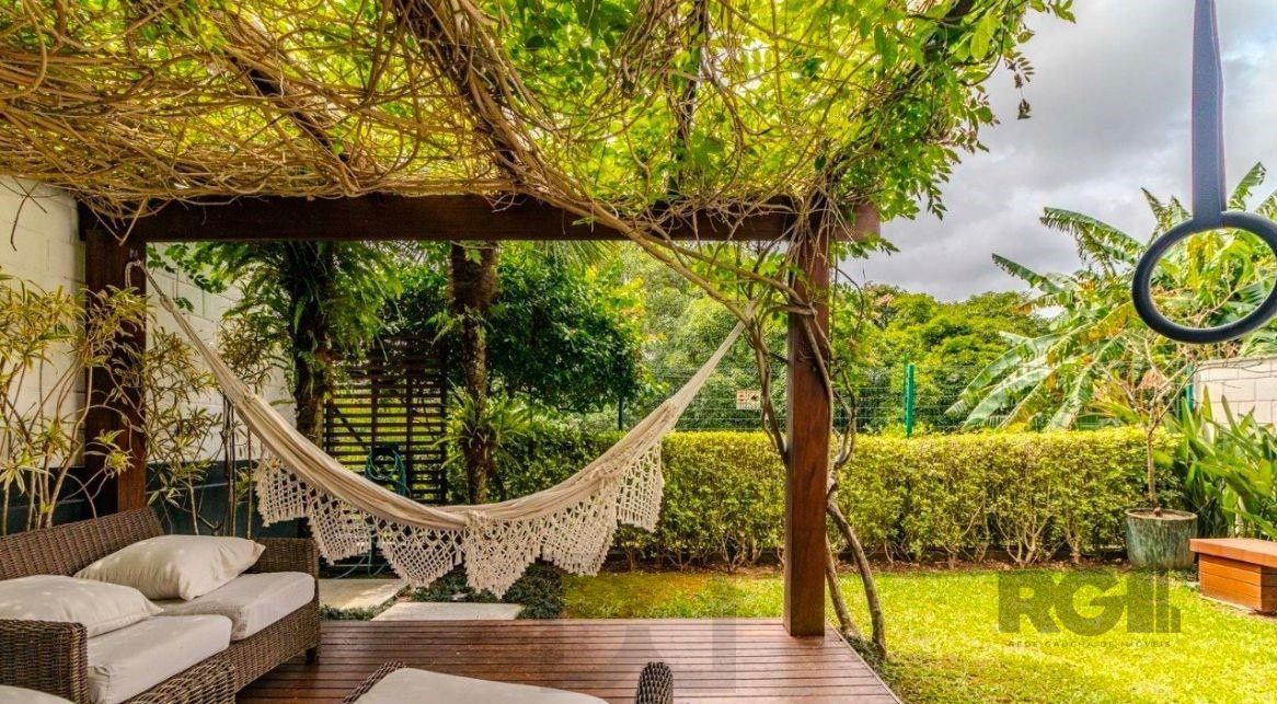 Casa em Condomínio com 04 Quartos - 4 vagas, 200,36 m² de área privativa - LOMBA DO PINHEIRO — foto 8