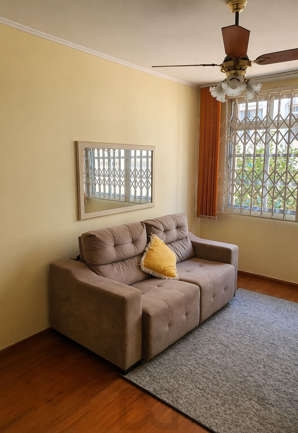 EXCELENTE APTO 2 DORM COM VAGA ROTATIVA — foto 3