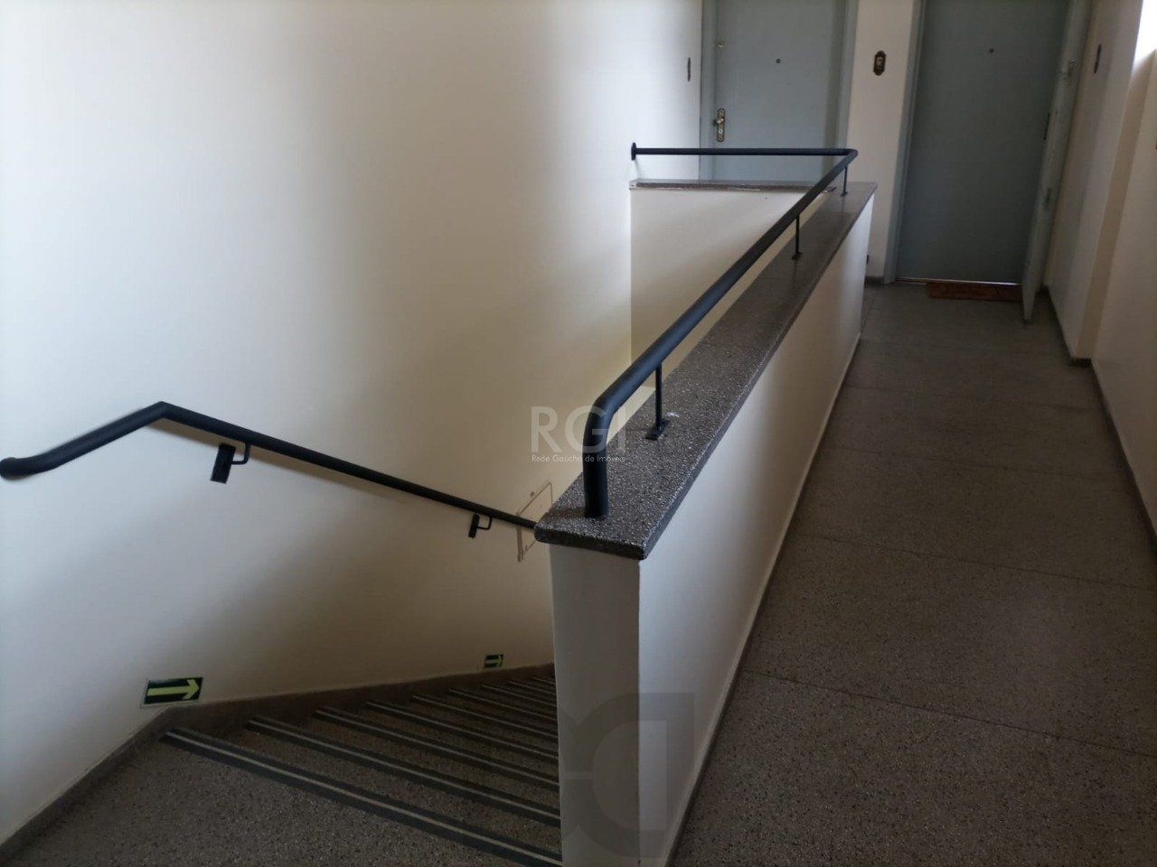 Apartamento para Venda - 50.37m², 2 dormitórios, 1 vaga - Cristal, Porto Alegre — foto 7