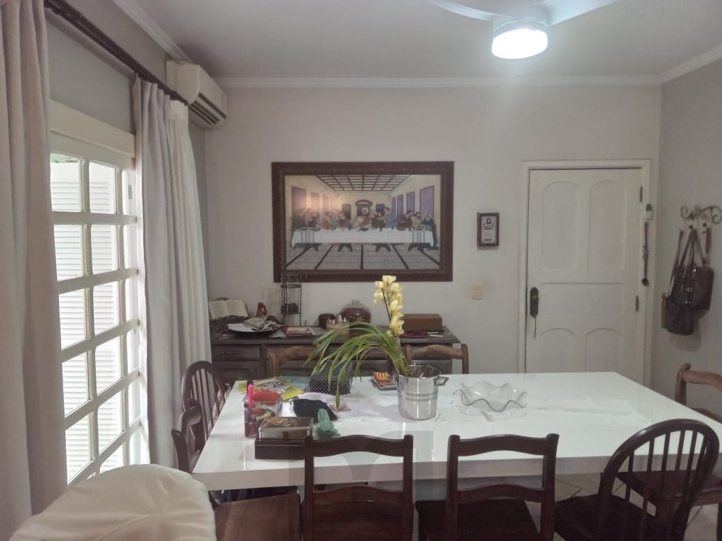 Casa sobrado Comercial e Residencial de 4 dormitórios e 6 banheiros e 5 vagas de garagem — foto 33