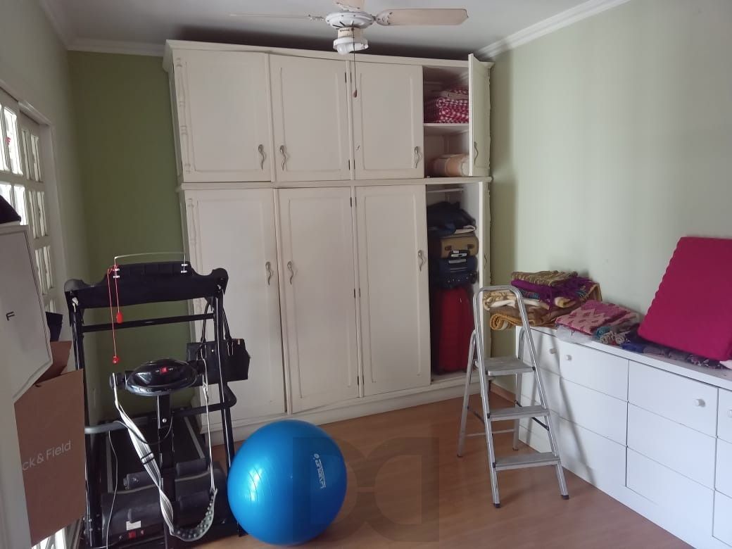 Casa sobrado Comercial e Residencial de 4 dormitórios e 6 banheiros e 5 vagas de garagem — foto 30