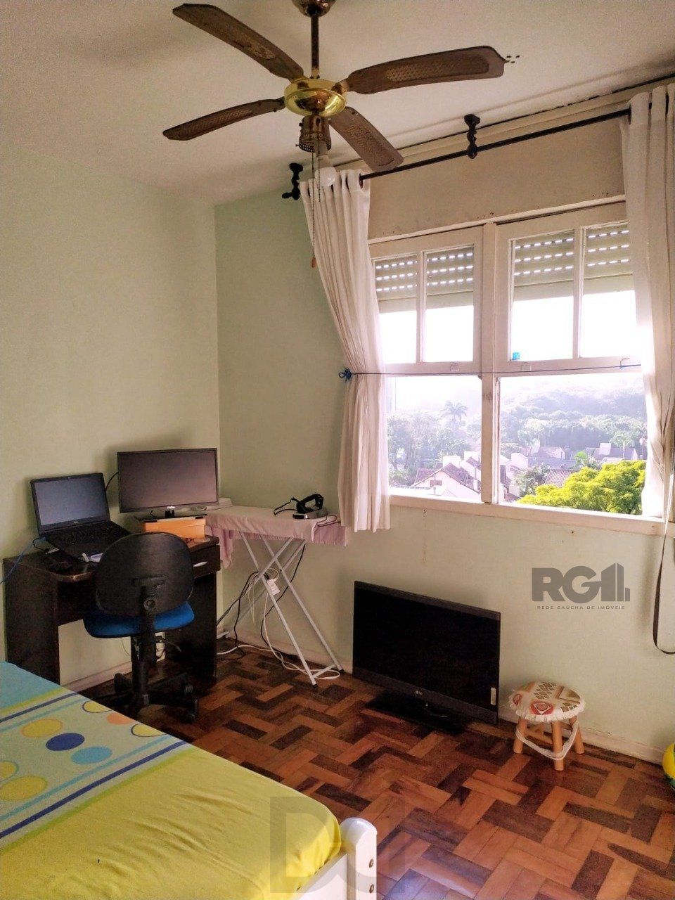 Apartamento de 2 dormitórios com vaga no bairro Petrópolis — foto 21