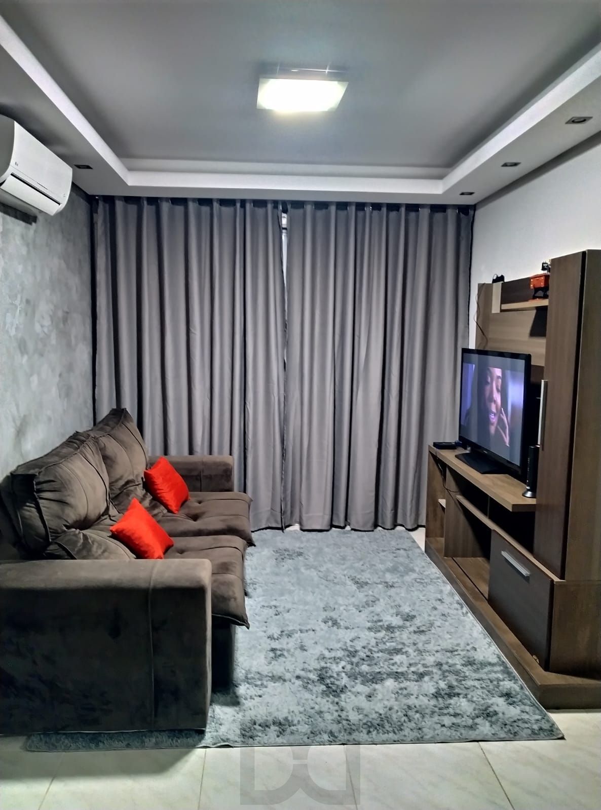 Apartamento com 02 quartos, 02 banheiros e 01 vaga no Bairro Vila Ipiranga — foto 3