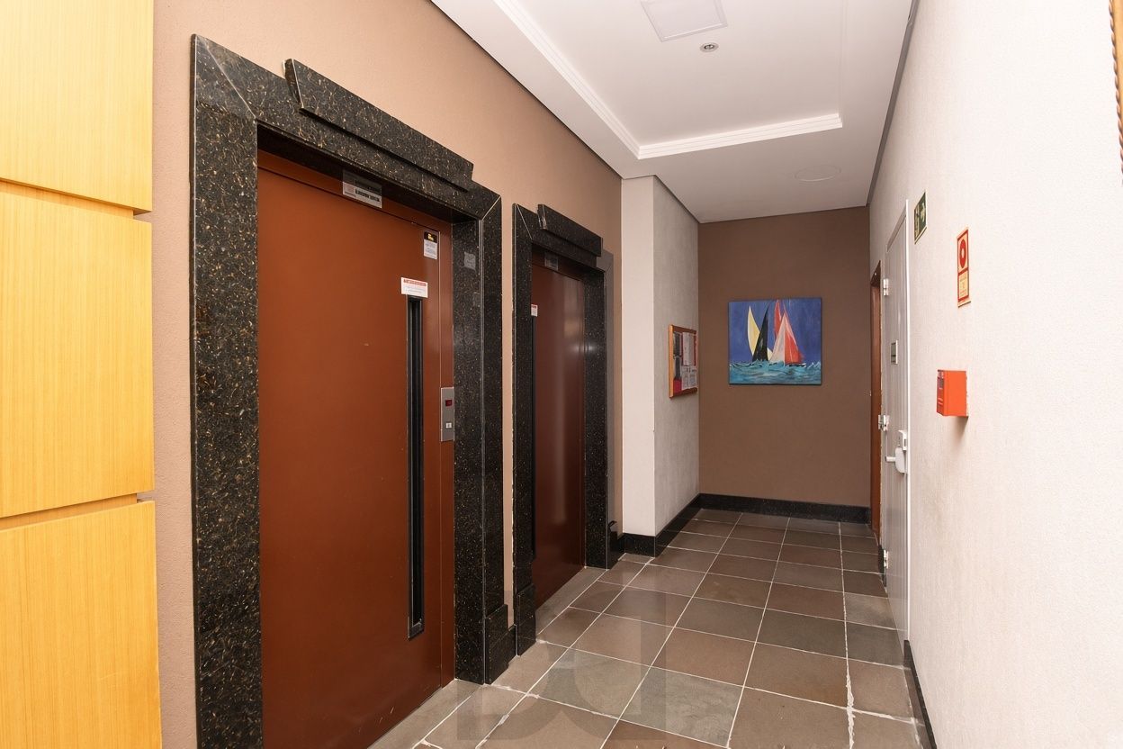 Apartamento 2 Quartos sendo com suíte Bairro Floresta Porto Alegre — foto 33