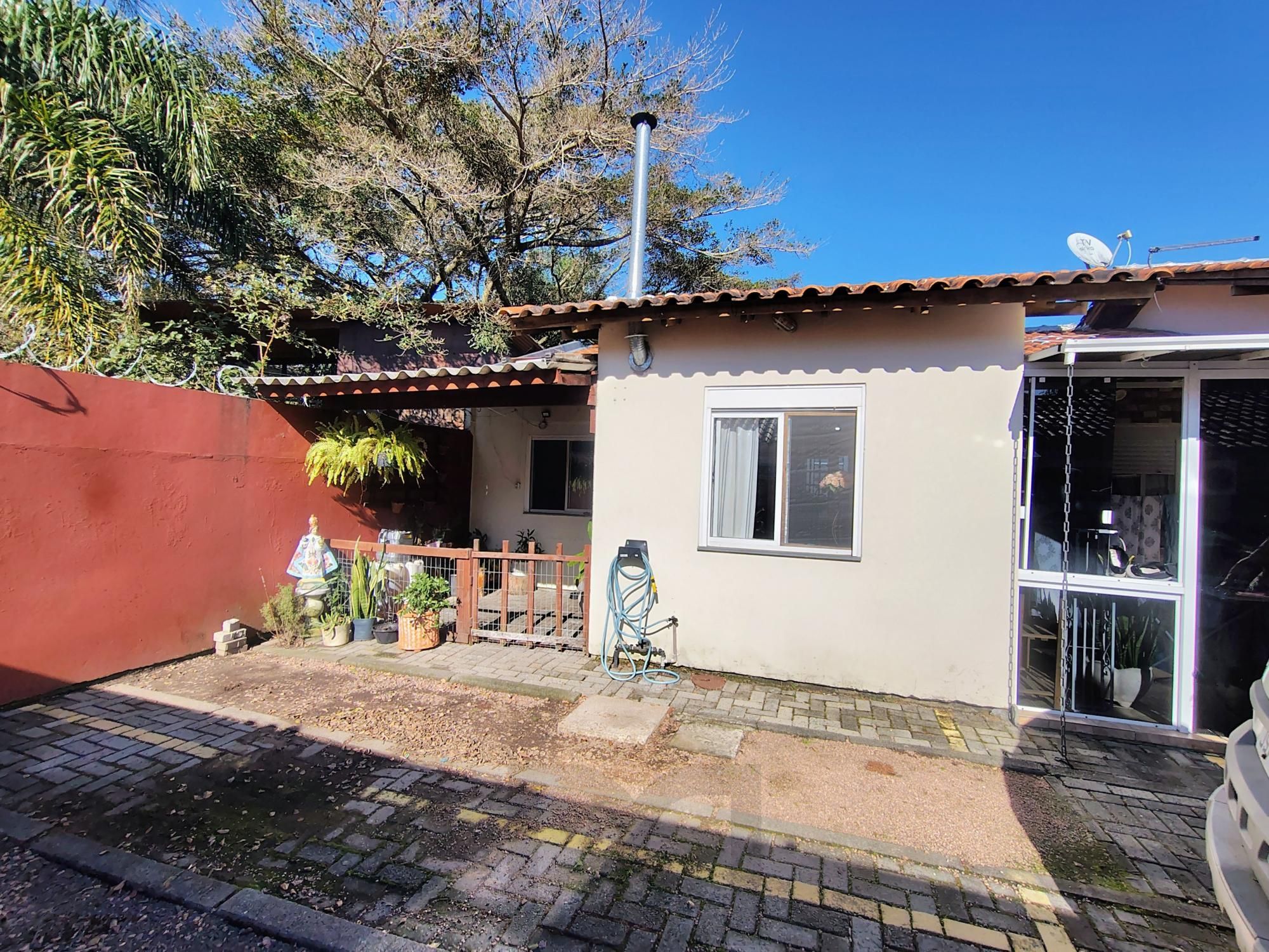 Casa 2 dormitórios com vaga de garagem, bairro Ponta Grossa, Porto Alegre — foto 16